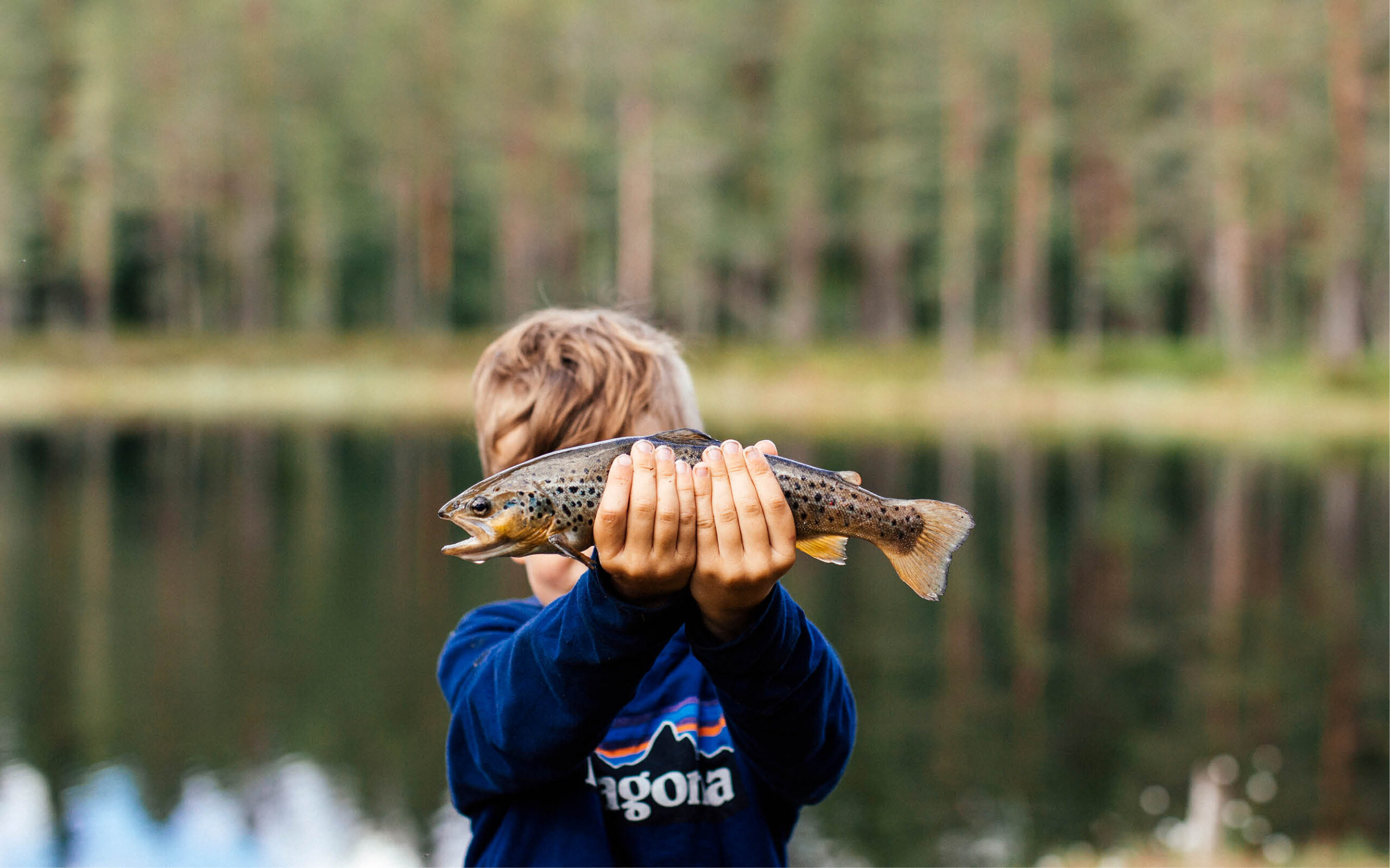 Tips til høstturen med barn – jakt etter fiskelykke på fisketur