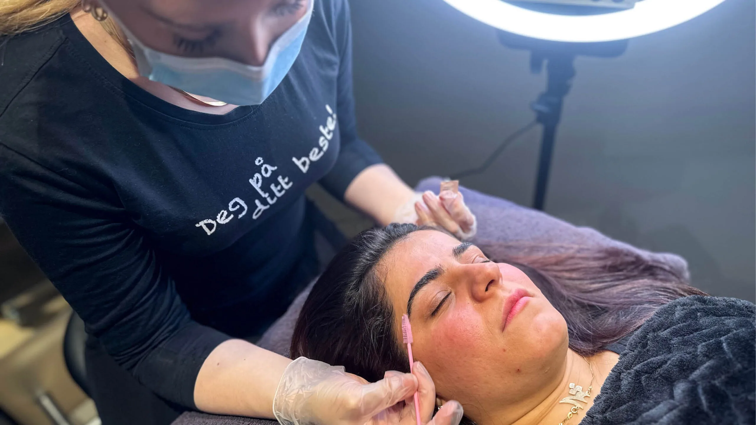 Brynslaminering hos Madonna Frisørene på CC Gjøvik