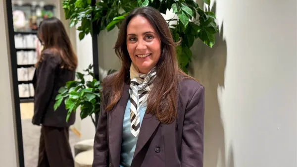 Vårens tilbehør fra CC Gjøvik – skjerf