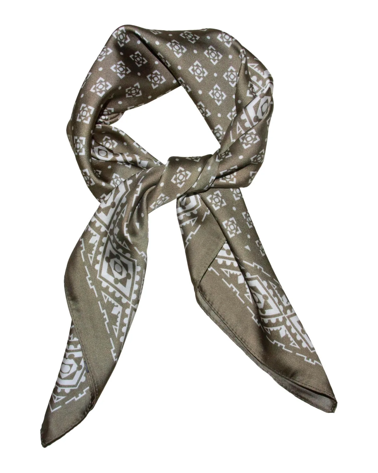 Vårens tilbehør – skjerf fra Backe på CC Gjøvik