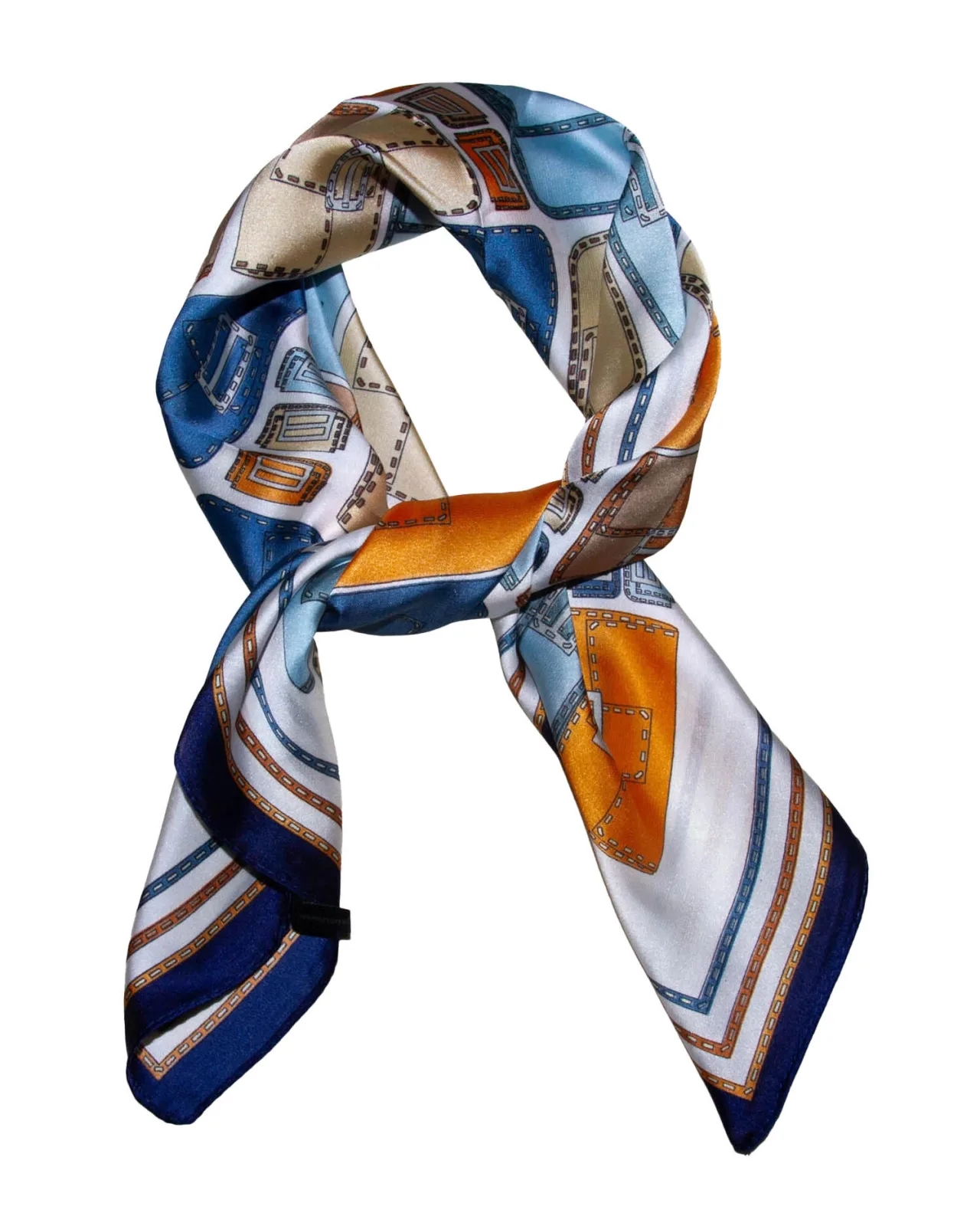 Vårens tilbehør – skjerf fra Backe på CC Gjøvik